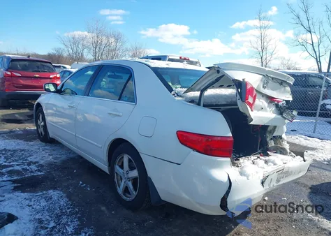 2005 Honda Accord 2.4 Ex из США, поврежденный, VIN 1HGCM56815A117553